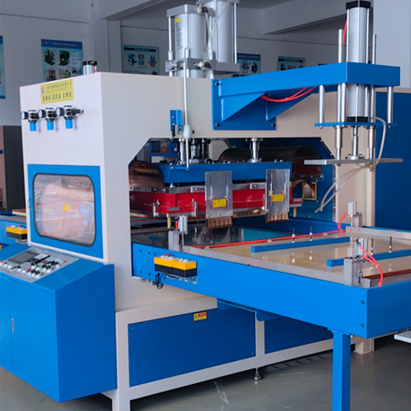 EVA珊瑚絨地墊高頻熱合壓花機(jī)